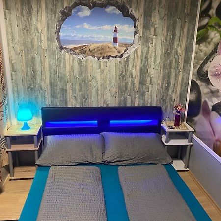 Hipokratios 3 Zimmer Mit Gemeinschaft Wc Fuerth Exterior foto